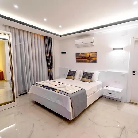 Villa Alva Donna *